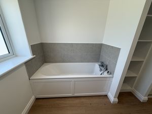 Family Bathroom- click for photo gallery